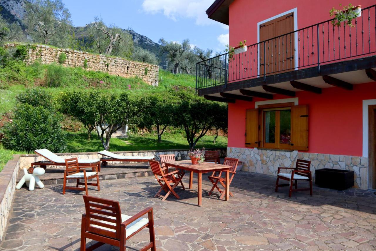 Controne B&B La Casa Del Sole المظهر الخارجي الصورة